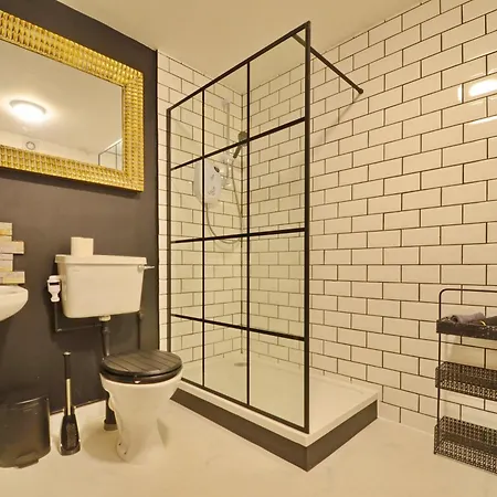 Baldwin Lofts Apartment *